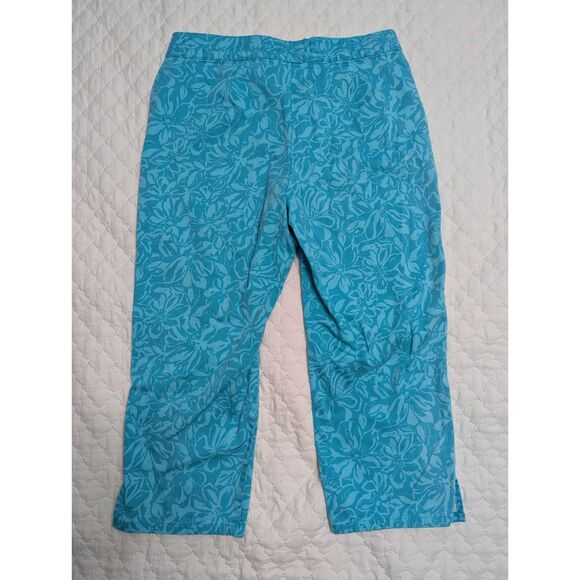 🌸 Worthington Petite Blue Floral Stretch Capri Pants Size 12P - Picture 2 of 6